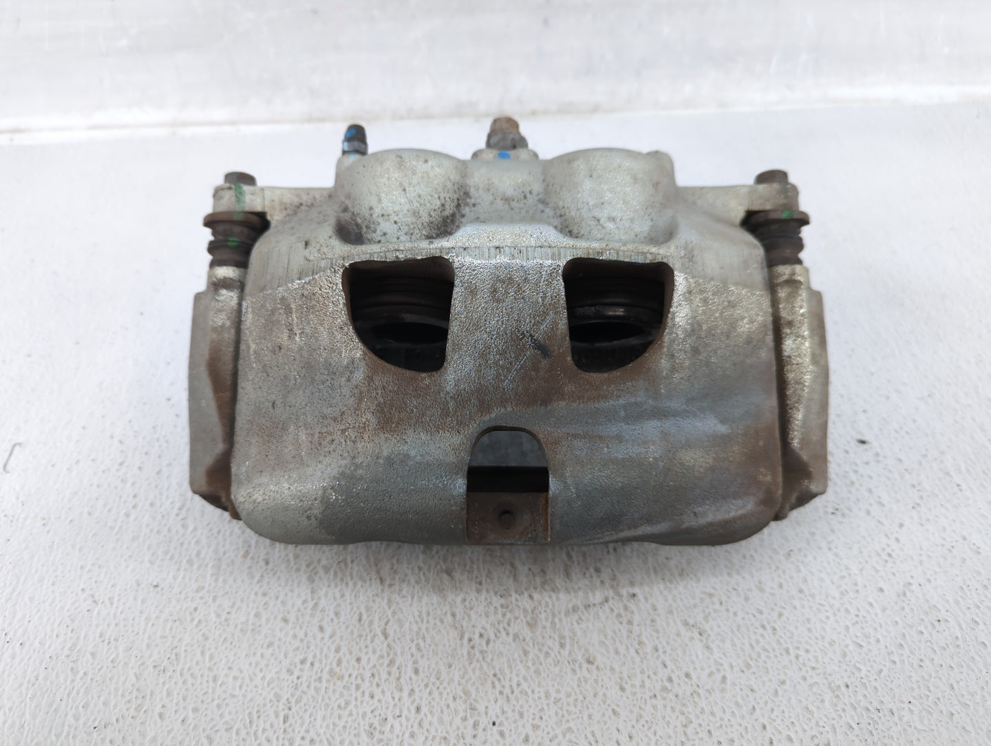 2018-2020 Ford F-150 Rear Passenger Right Brake Caliper - Oemusedautoparts1.com