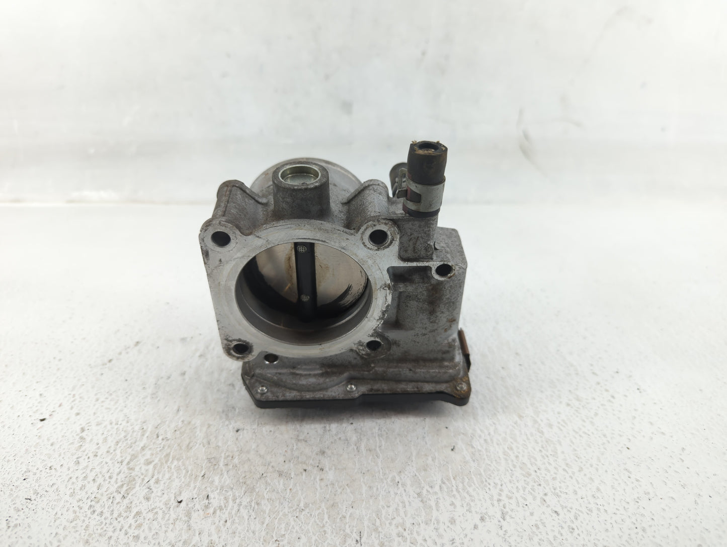 2018-2020 Ford F-150 Throttle Body Fits Fits 2018 2019 2020 2021 2022 OEM Used Auto Parts - Oemusedautoparts1.com