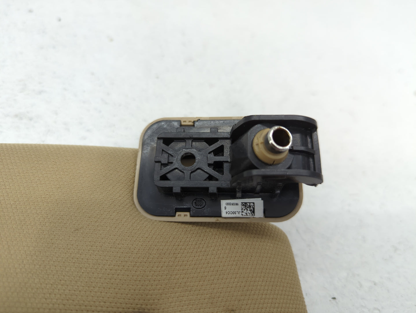 2018-2020 Ford F-150 Sun Visor Shade Replacement Passenger Right Mirror Fits Fits 2018 2019 2020 OEM Used Auto Parts - Oemus