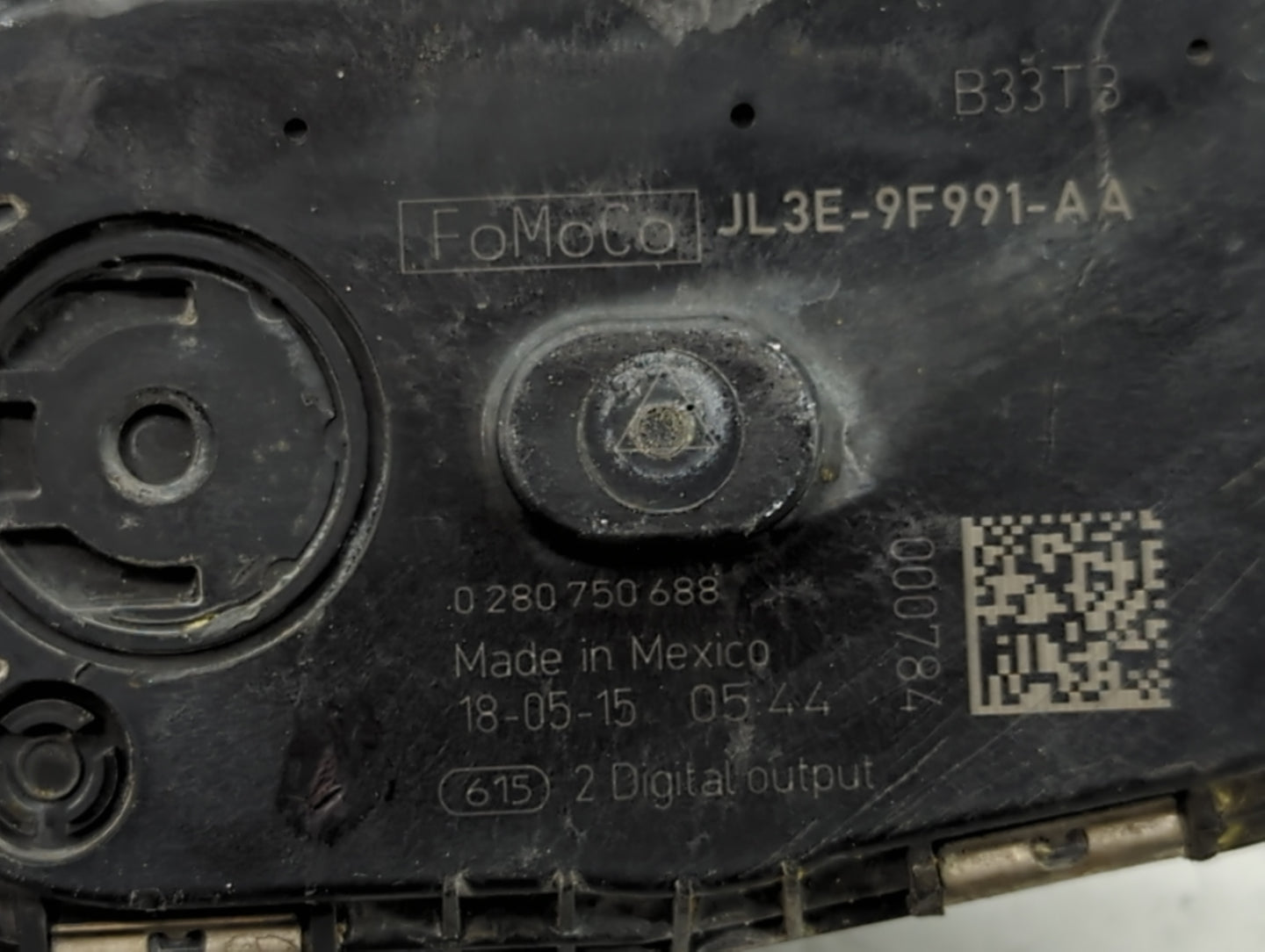 2018-2020 Ford F-150 Throttle Body P/N:JL3E-9F991-AA Fits Fits 2018 2019 2020 2021 2022 OEM Used Auto Parts - Oemusedautopar