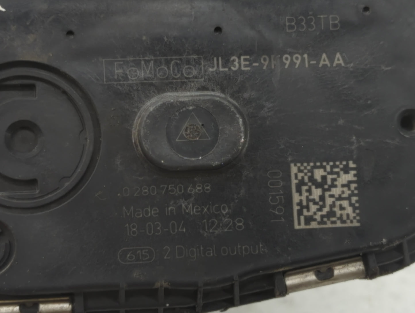 2018-2020 Ford F-150 Throttle Body P/N:JL3E-9F991-AA Fits Fits 2018 2019 2020 2021 2022 OEM Used Auto Parts - Oemusedautopar