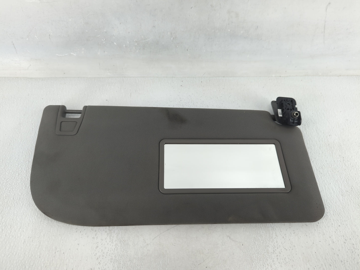 2018-2020 Ford F-150 Sun Visor Shade Replacement Passenger Right Mirror Fits Fits 2018 2019 2020 OEM Used Auto Parts - Oemus