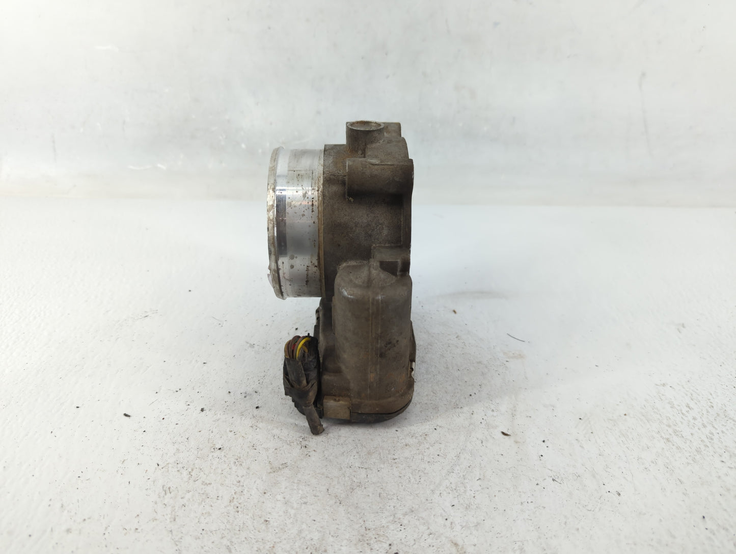 2018-2020 Ford F-150 Throttle Body P/N:JL3E-9F991-AA Fits Fits 2018 2019 2020 2021 2022 OEM Used Auto Parts - Oemusedautopar
