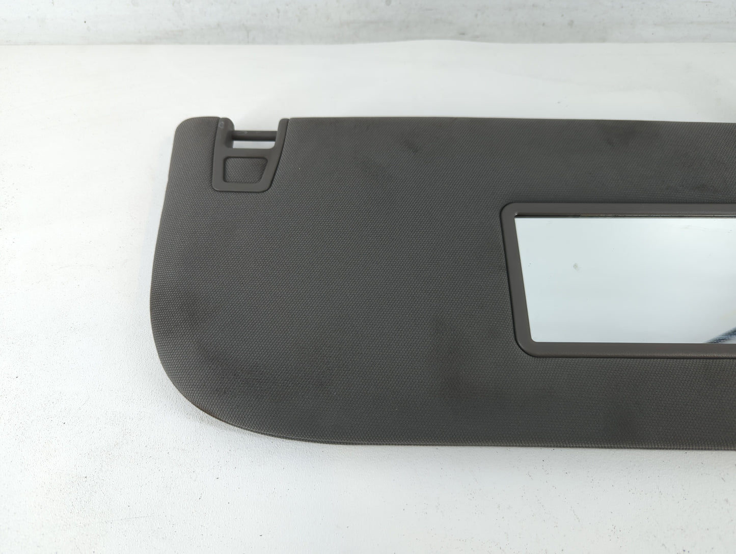 2018-2020 Ford F-150 Sun Visor Shade Replacement Passenger Right Mirror Fits Fits 2018 2019 2020 OEM Used Auto Parts - Oemus