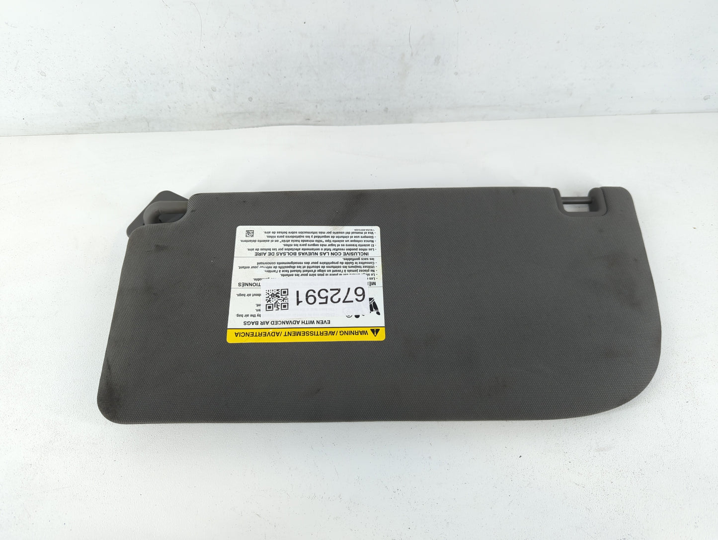 2018-2020 Ford F-150 Sun Visor Shade Replacement Passenger Right Mirror Fits Fits 2018 2019 2020 OEM Used Auto Parts - Oemus