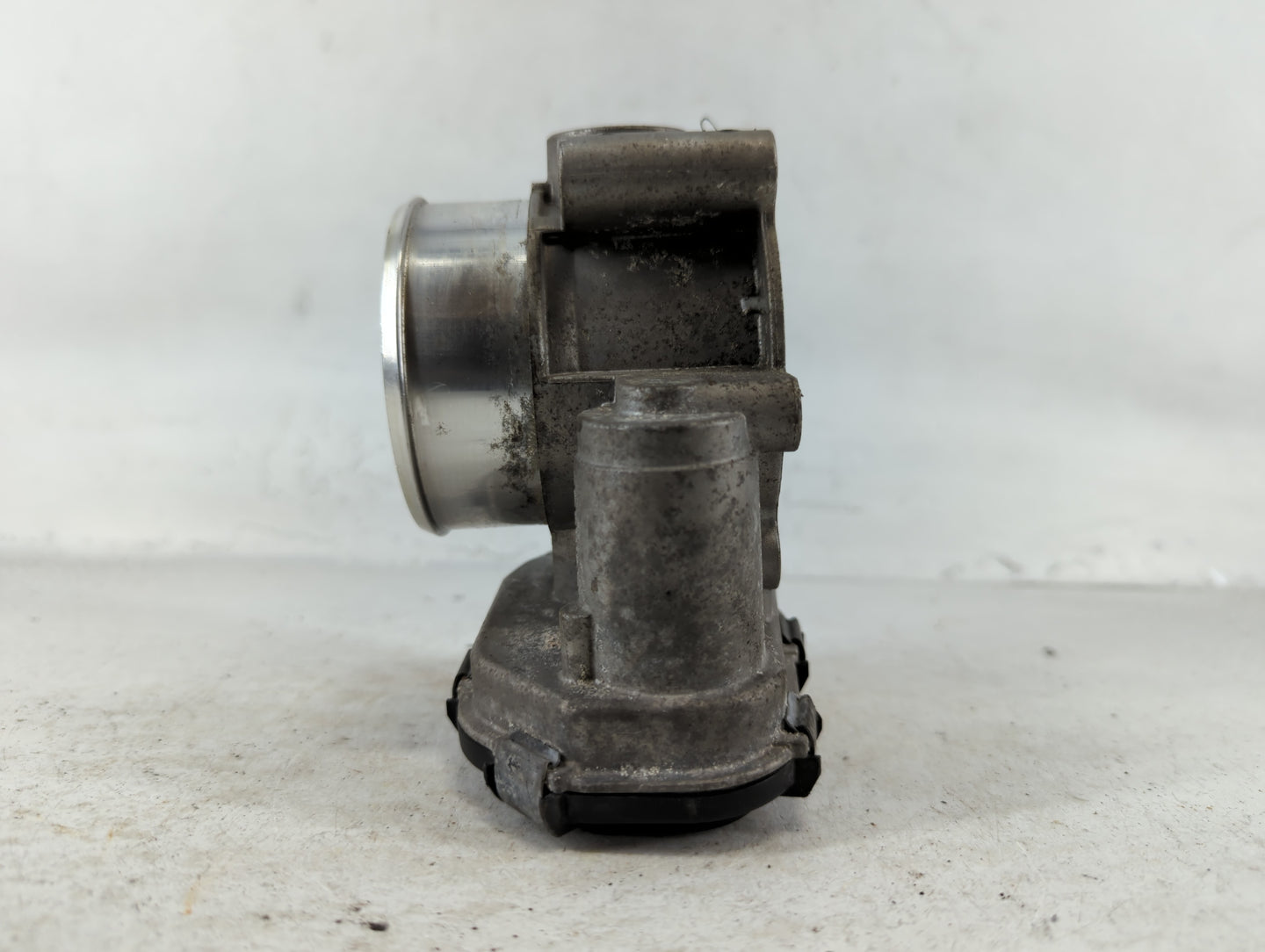 2017-2022 Ford F-150 Throttle Body P/N:HL3E 9F991 AA Fits Fits 2017 2018 2019 2020 2021 2022 OEM Used Auto Parts - Oemusedau