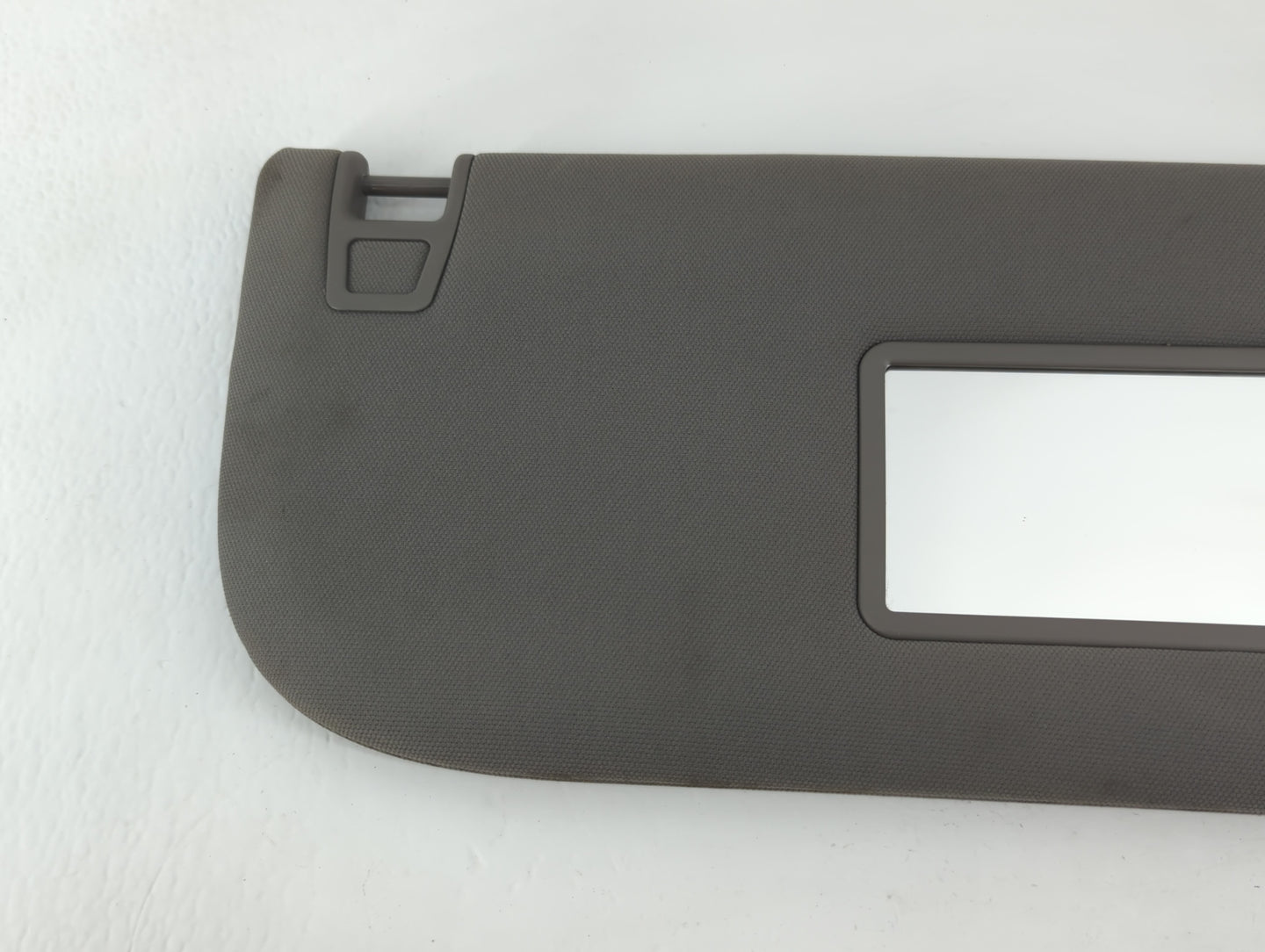 2018-2020 Ford F-150 Sun Visor Shade Replacement Passenger Right Mirror Fits Fits 2018 2019 2020 OEM Used Auto Parts - Oemus