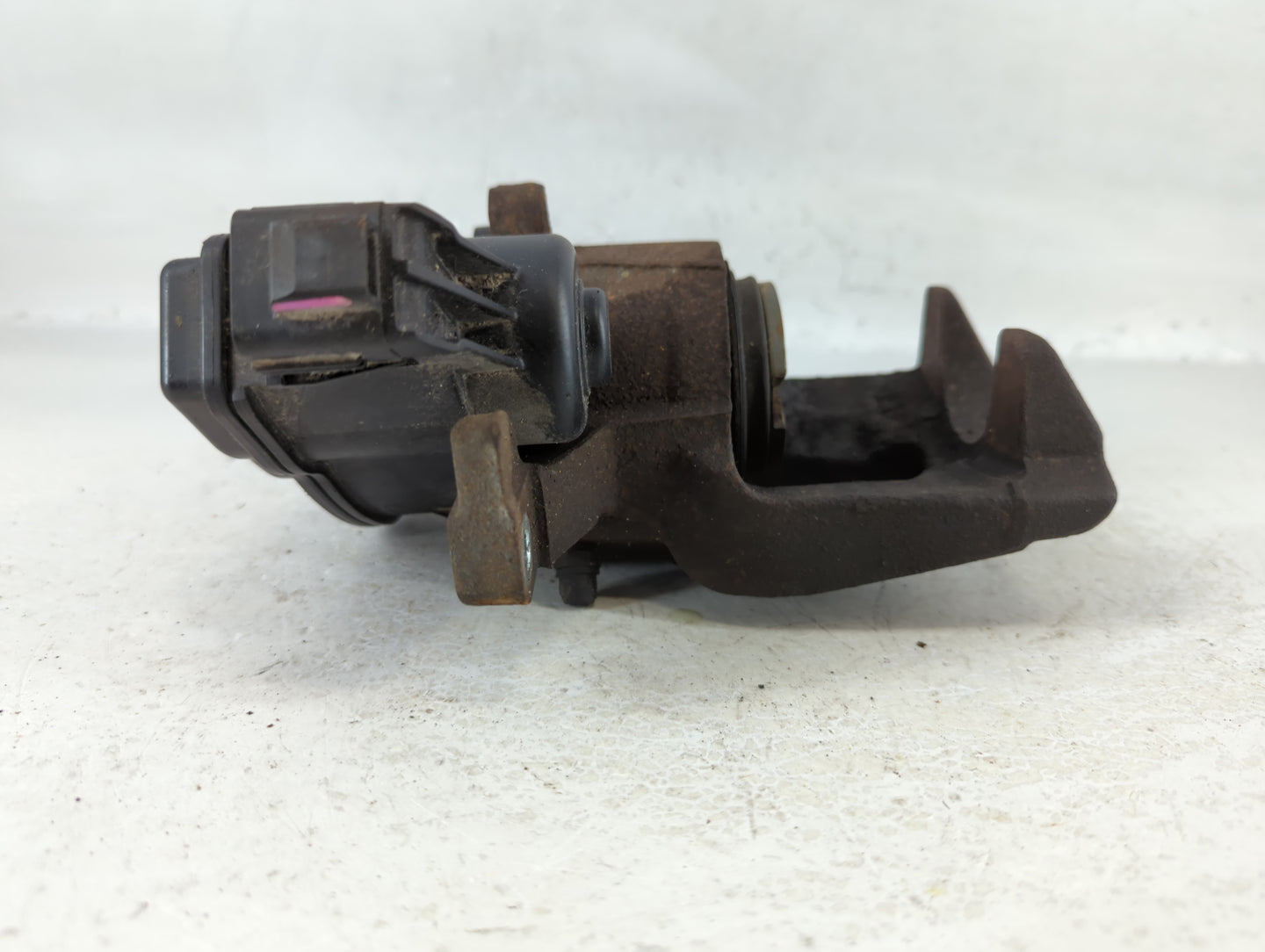 2015-2018 Ford F-150 Rear Passenger Right Brake Caliper 743542 - Oemusedautoparts1.com
