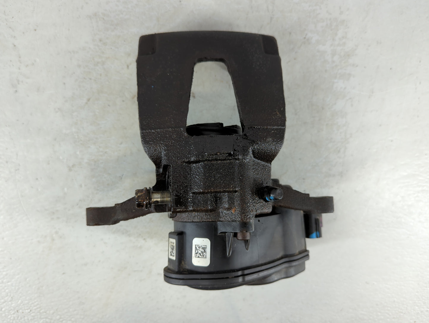 2015-2018 Ford F-150 Rear Driver Left Brake Caliper - Oemusedautoparts1.com