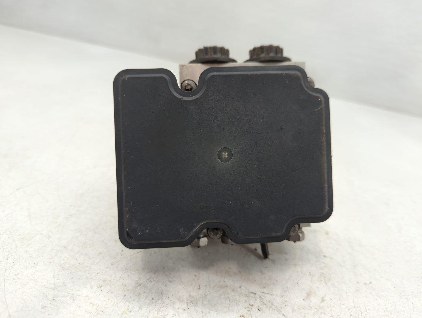 2018 Ford F-150 ABS Pump Control Module Replacement P/N:JL34-2B373-AH Fits OEM Used Auto Parts - Oemusedautoparts1.com