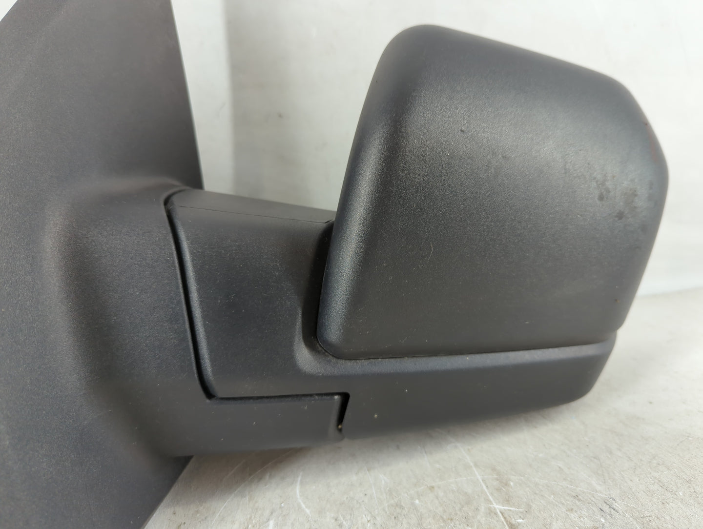 2018-2020 Ford F-150 Driver Side View Mirror - Left Door Mirror OEM Used - Oemusedautoparts1.com