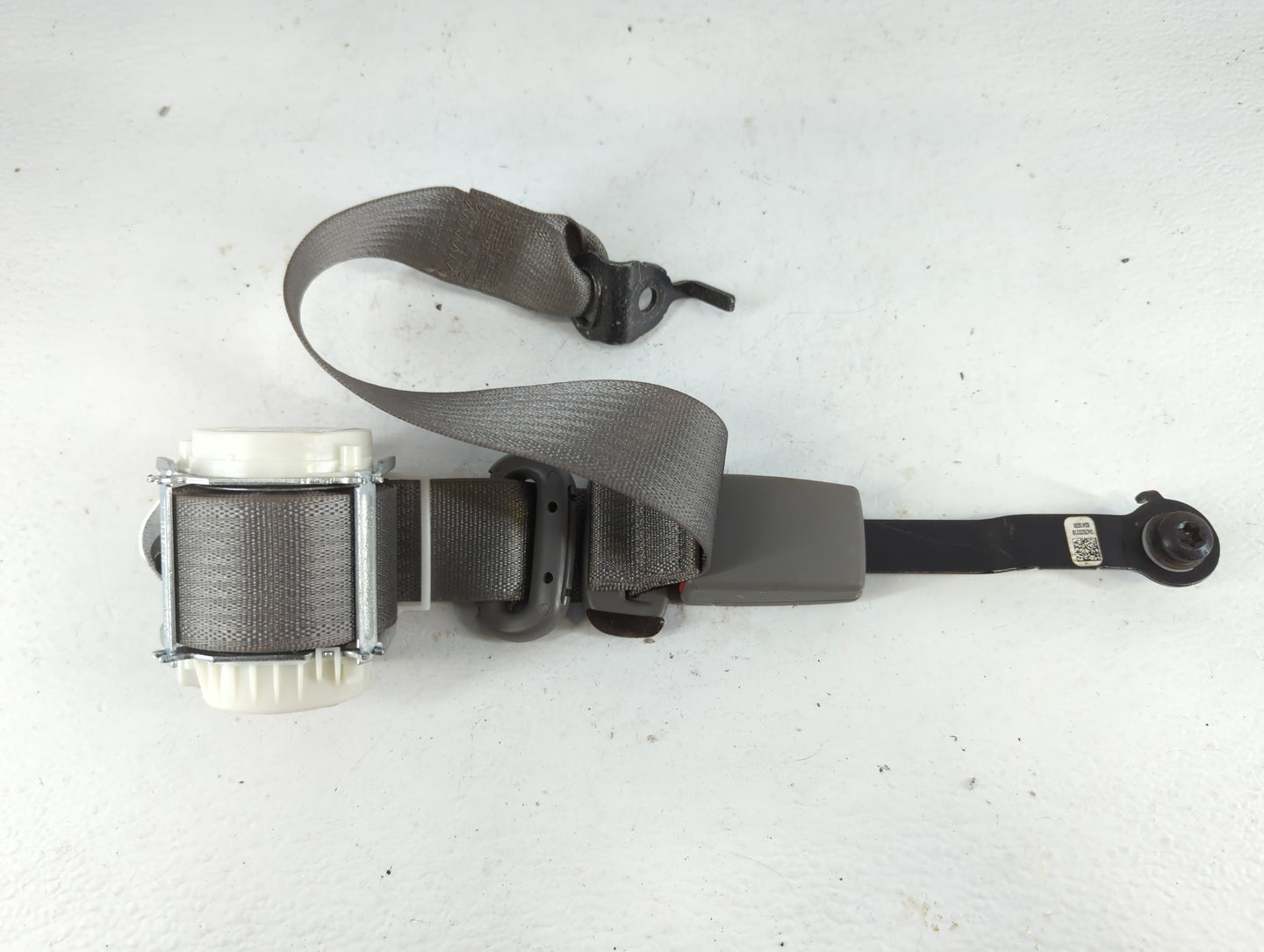 2018 Ford F-150 Passenger Rear Seatbelt Buckle - Oemusedautoparts1.com