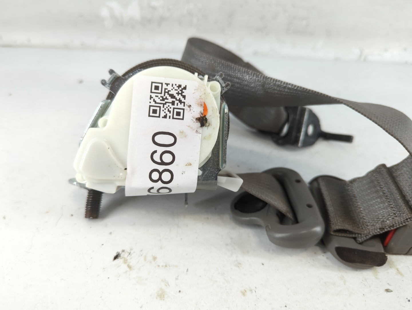 2018 Ford F-150 Passenger Rear Seatbelt Buckle - Oemusedautoparts1.com