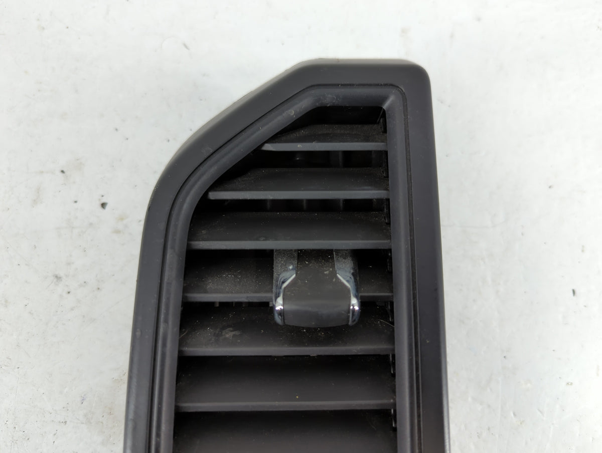 2018 Ford F-150 DASHBOARD RIGHT SIDE OUTER AIR VENT W/ BEZEL TRIM - Oemusedautoparts1.com