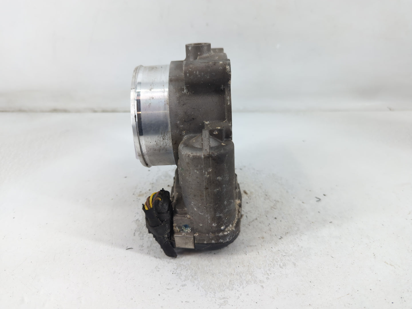 2018-2020 Ford F-150 Throttle Body P/N:JL3E-9F991-AA Fits Fits 2018 2019 2020 2021 2022 OEM Used Auto Parts - Oemusedautopar