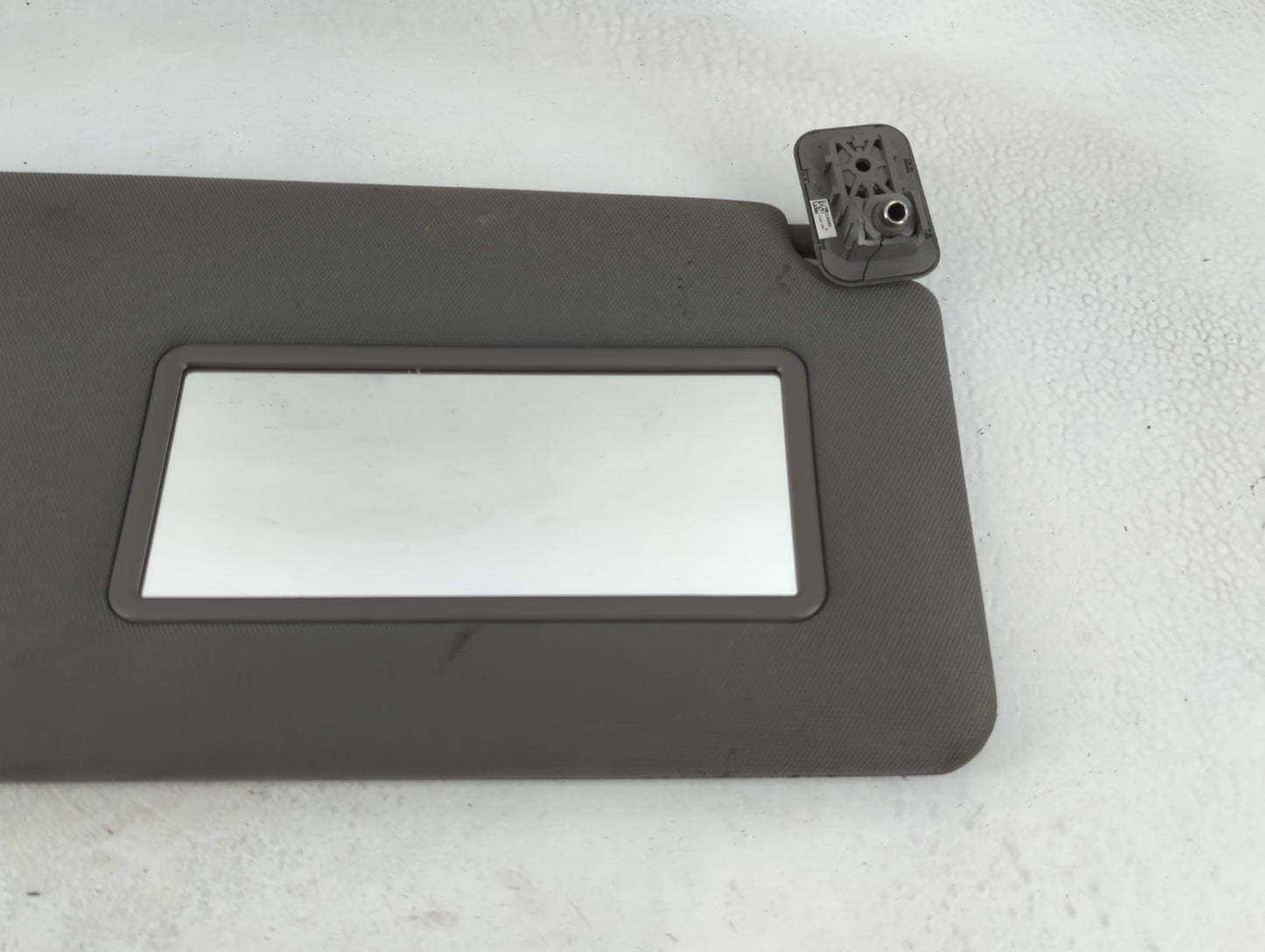 2018-2020 Ford F-150 Sun Visor Shade Replacement Passenger Right Mirror Fits Fits 2018 2019 2020 OEM Used Auto Parts - Oemus