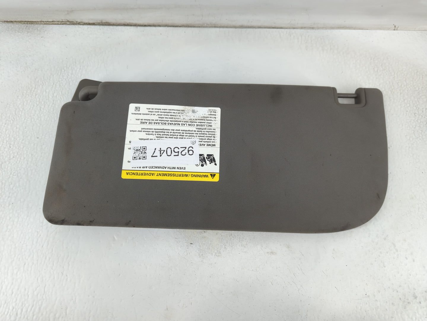 2018-2020 Ford F-150 Sun Visor Shade Replacement Passenger Right Mirror Fits Fits 2018 2019 2020 OEM Used Auto Parts - Oemus