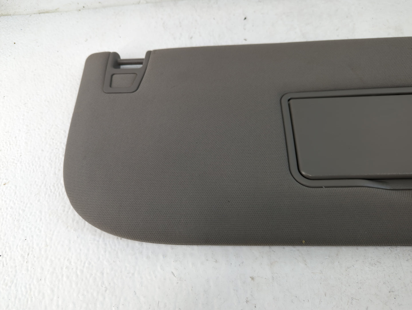 2018-2020 Ford F-150 Sun Visor Shade Replacement Passenger Right Mirror Fits Fits 2018 2019 2020 OEM Used Auto Parts - Oemus