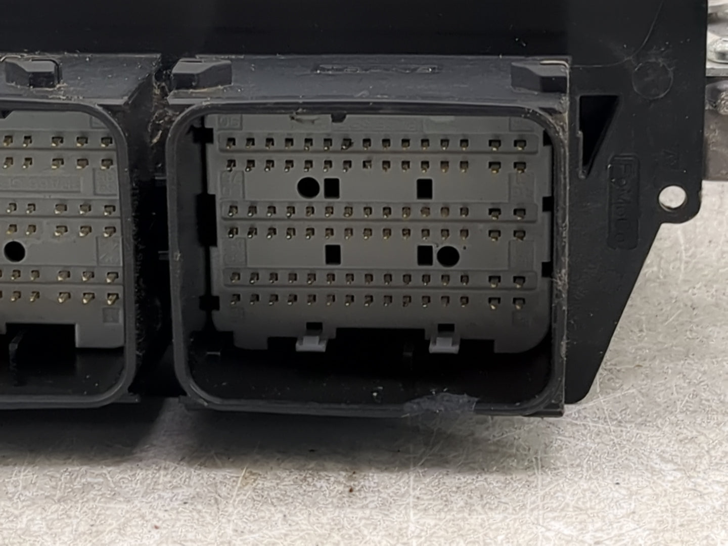 2018 Ford F150 PCM Engine Control Computer ECU ECM PCU OEM P/N:JL3A-12A650-AKA JL3A-12B684-CA, JU5T-14E262-AC Fits Fits 2019