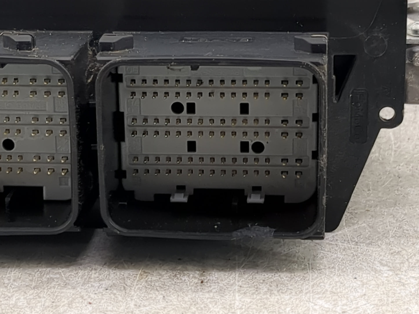 2018 Ford F150 PCM Engine Control Computer ECU ECM PCU OEM P/N:JL3A-12A650-AKA JL3A-12B684-CA, JU5T-14E262-AC Fits Fits 2019