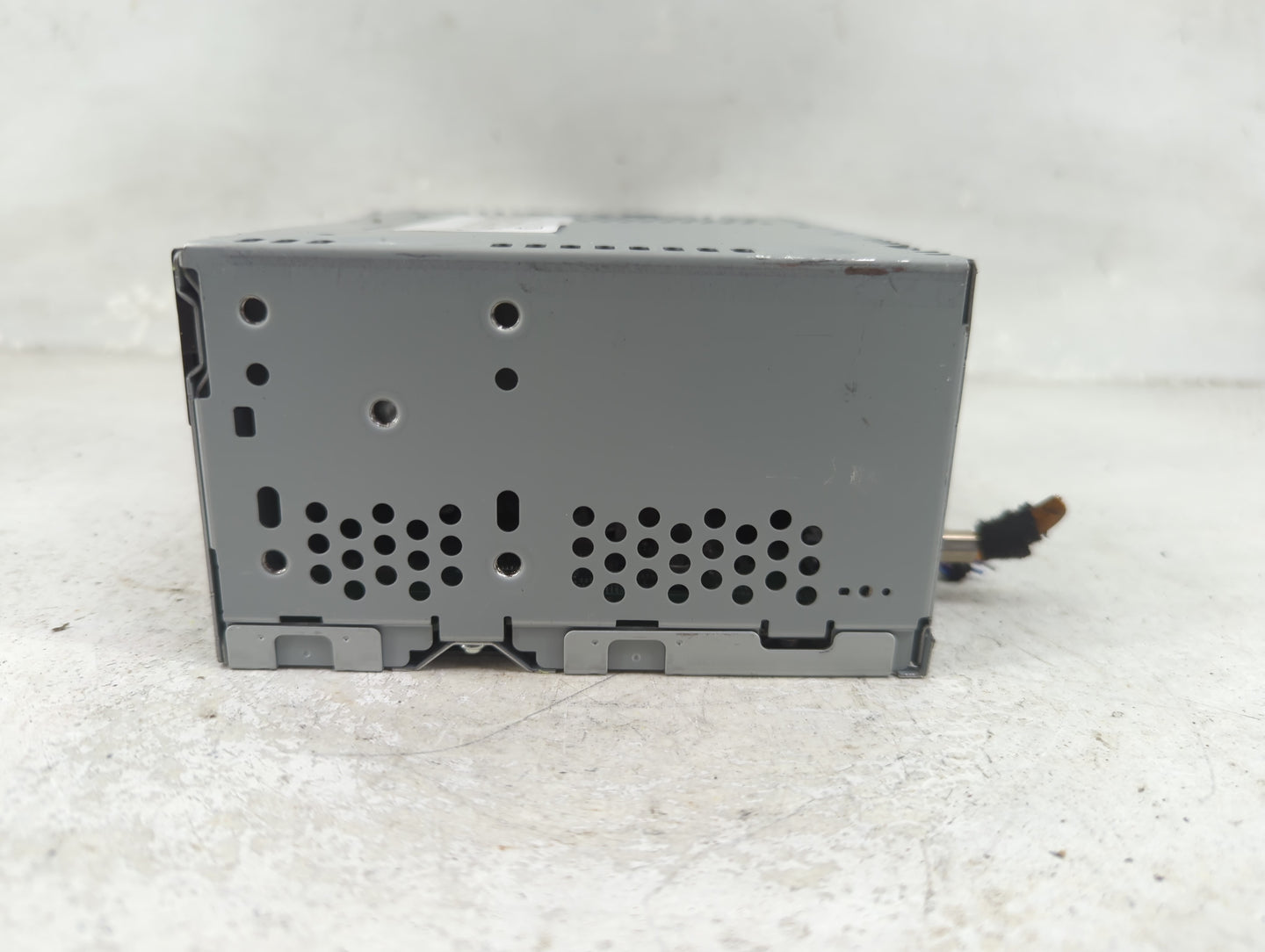 2018 Ford F150 Radio AM FM Cd Player Receiver Replacement P/N:PU-3609P-E HL3T-19C107-AB Fits Fits 2017 OEM Used Auto Parts -
