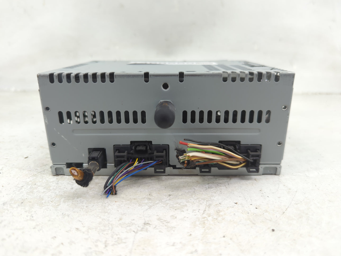 2018 Ford F150 Radio AM FM Cd Player Receiver Replacement P/N:PU-3609P-E HL3T-19C107-AB Fits Fits 2017 OEM Used Auto Parts -