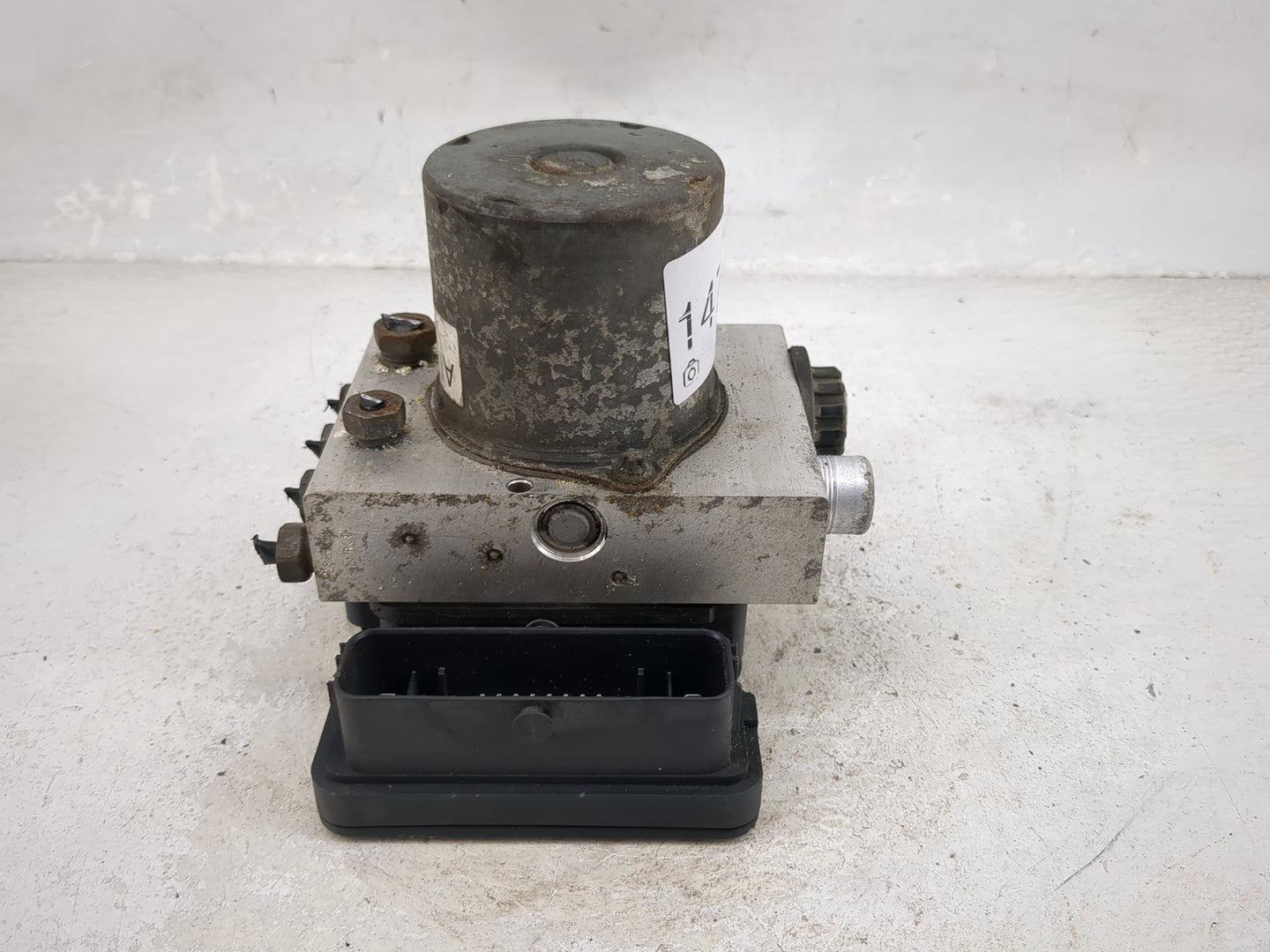 2018 Ford F150 ABS Pump Control Module Replacement P/N:JL34-2B373-AL Fits OEM Used Auto Parts - Oemusedautoparts1.com