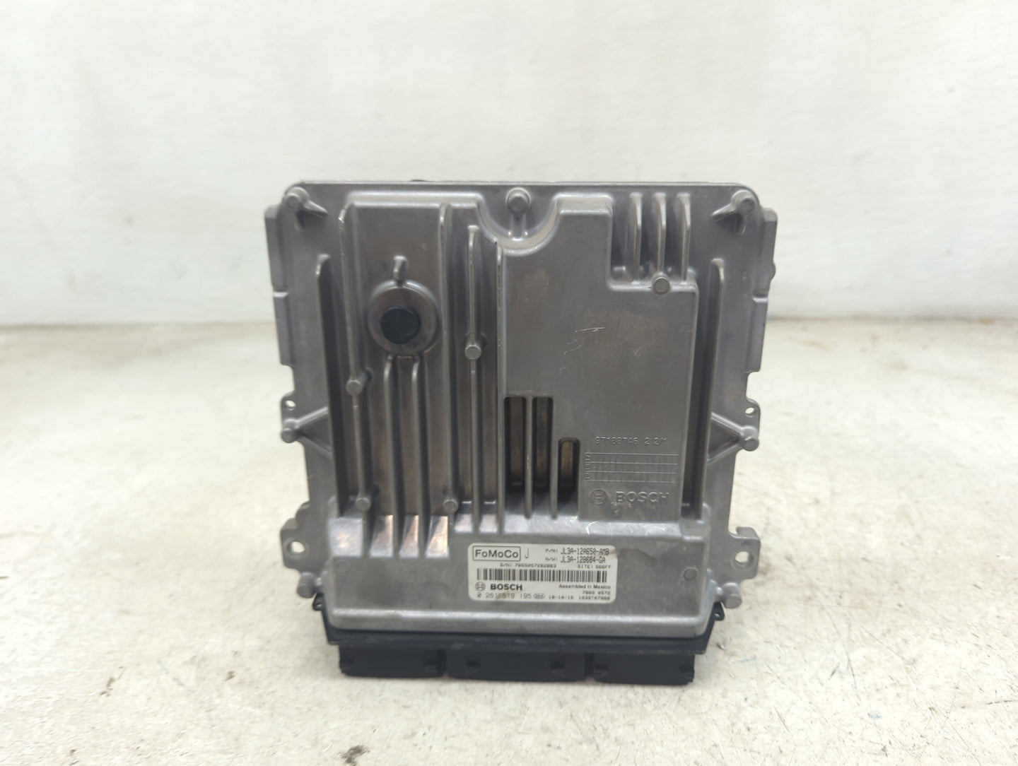 2018 Ford F150 PCM Engine Control Computer ECU ECM PCU OEM P/N:JL3A-12A650-AMB JL3A-12B684-GA, 0261S19195 Fits Fits 2019 202