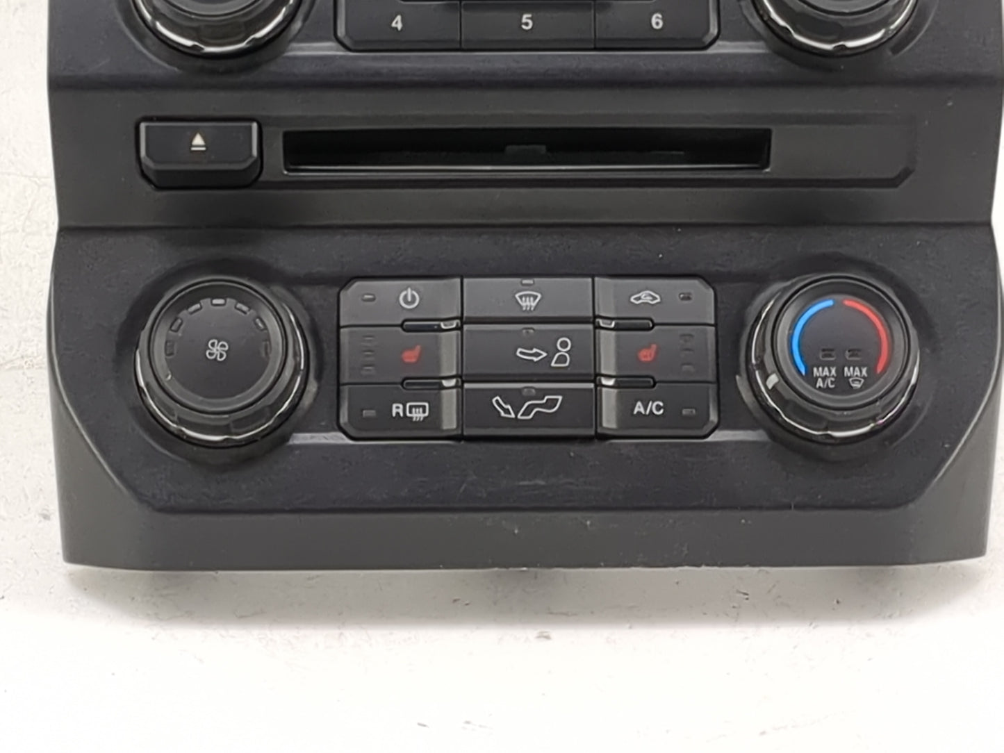 Ford F150 Radio Control Panel 1481632 - Oemusedautoparts1.com