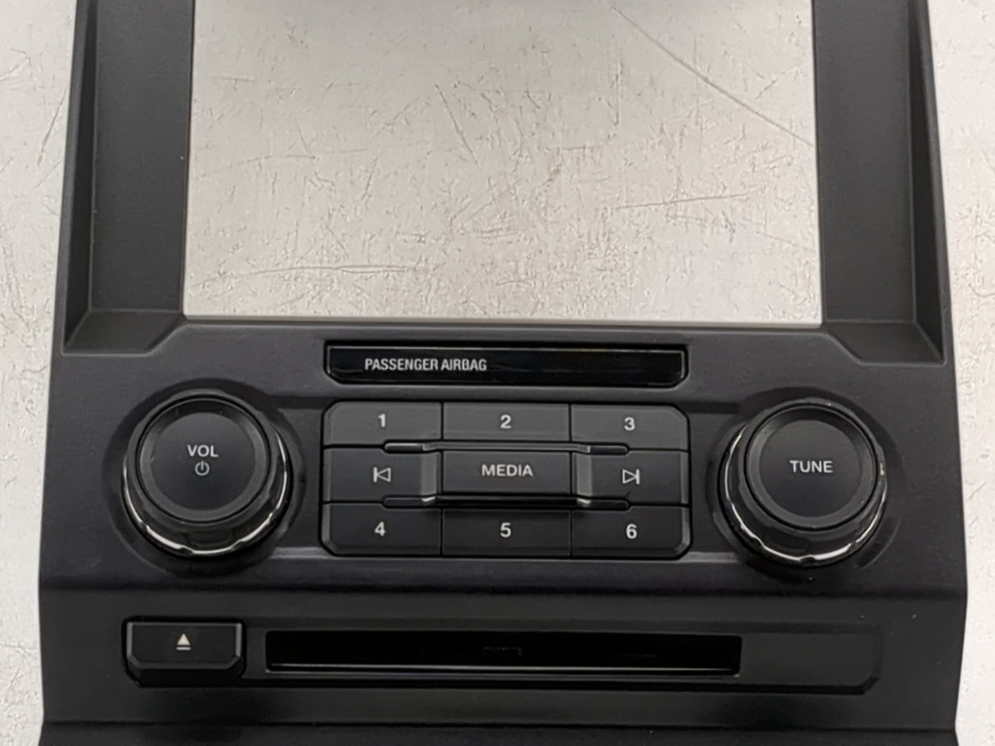 Ford F150 Radio Control Panel 1481632 - Oemusedautoparts1.com