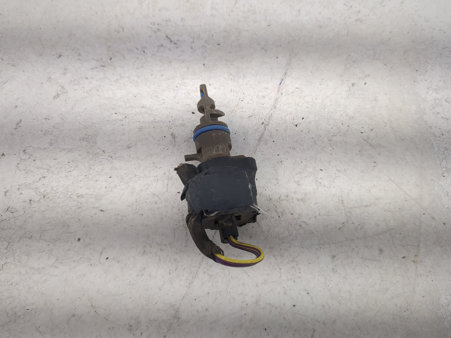 Ford F150 Mass Air Flow Meter Maf 1487517 - Oemusedautoparts1.com