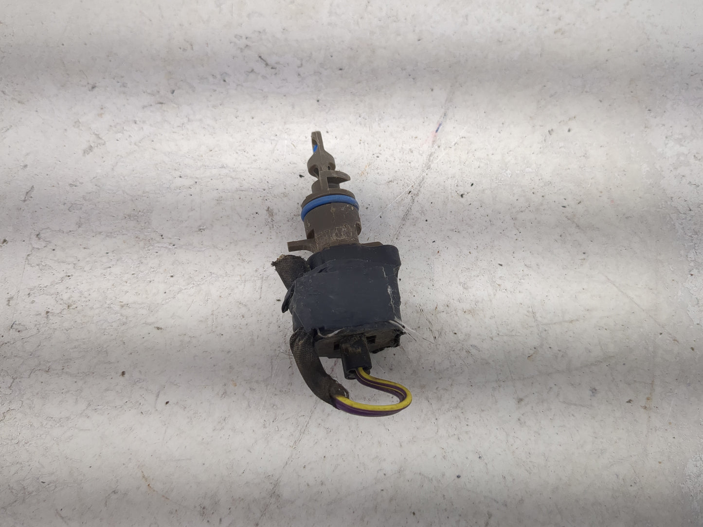 Ford F150 Mass Air Flow Meter Maf 1487517 - Oemusedautoparts1.com