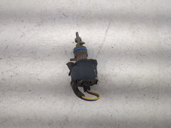 compare product Ford F150 Mass Air Flow Meter Maf 1487517