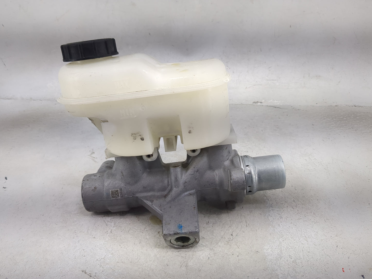 Ford F150 Brake Master Cylinder 1491056 - Oemusedautoparts1.com