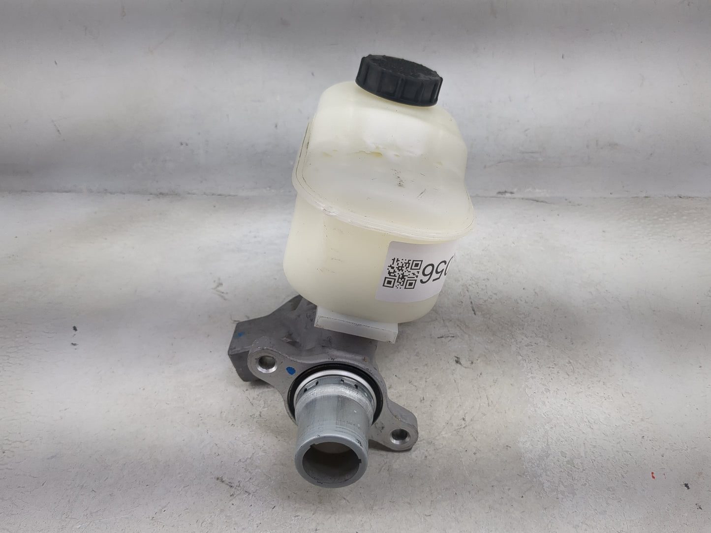 Ford F150 Brake Master Cylinder 1491056 - Oemusedautoparts1.com