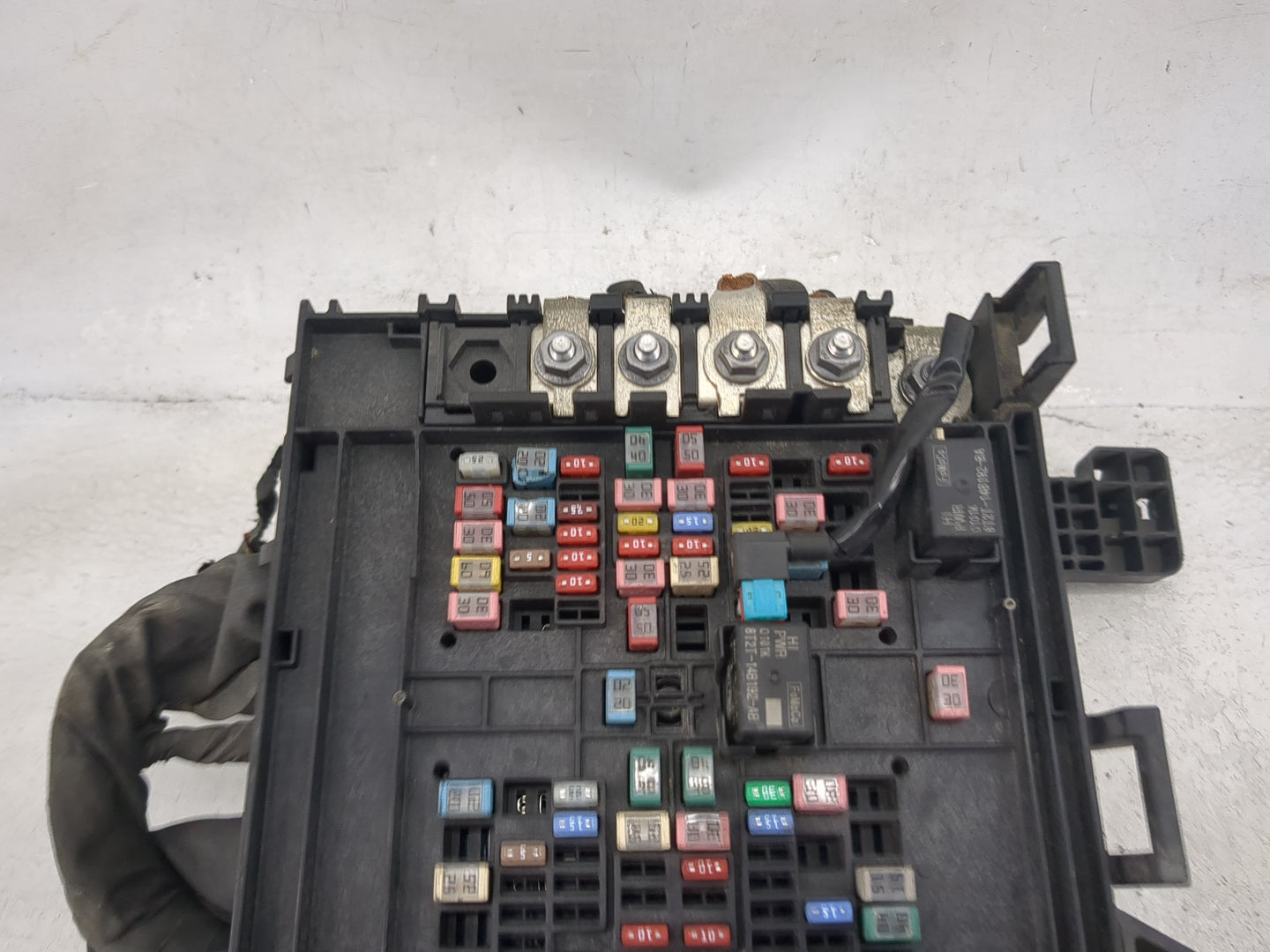 2018 Ford F150 Fusebox Fuse Box Panel Relay Module P/N:8T2T-14B192-AB Fits OEM Used Auto Parts - Oemusedautoparts1.com