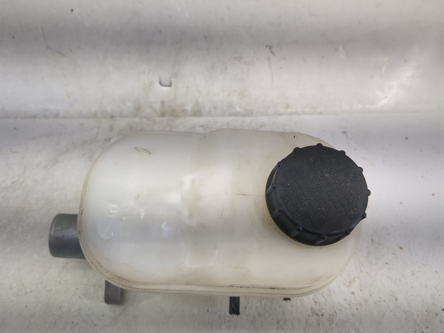 Ford F150 Brake Master Cylinder 1498086 - Oemusedautoparts1.com