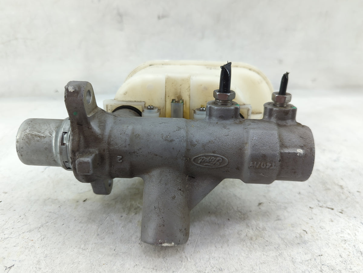 Ford F150 Brake Master Cylinder 1498947 - Oemusedautoparts1.com
