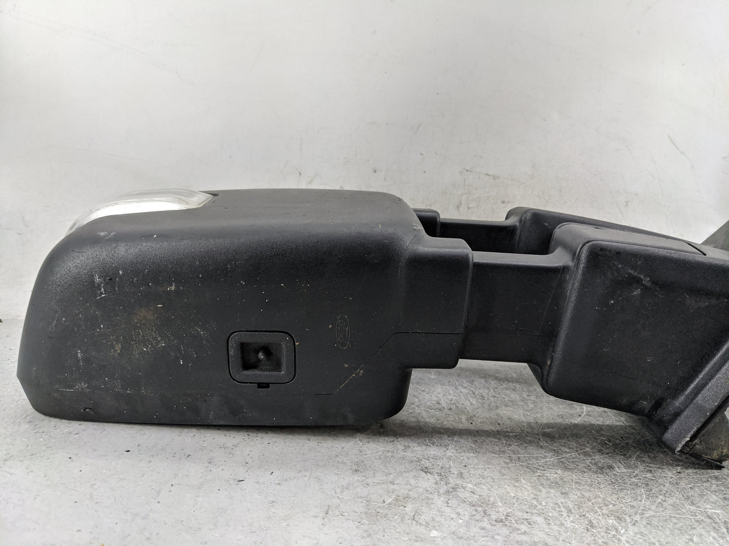2018 Ford F250sd Driver Side View Mirror - Left Door Mirror OEM Used - Oemusedautoparts1.com