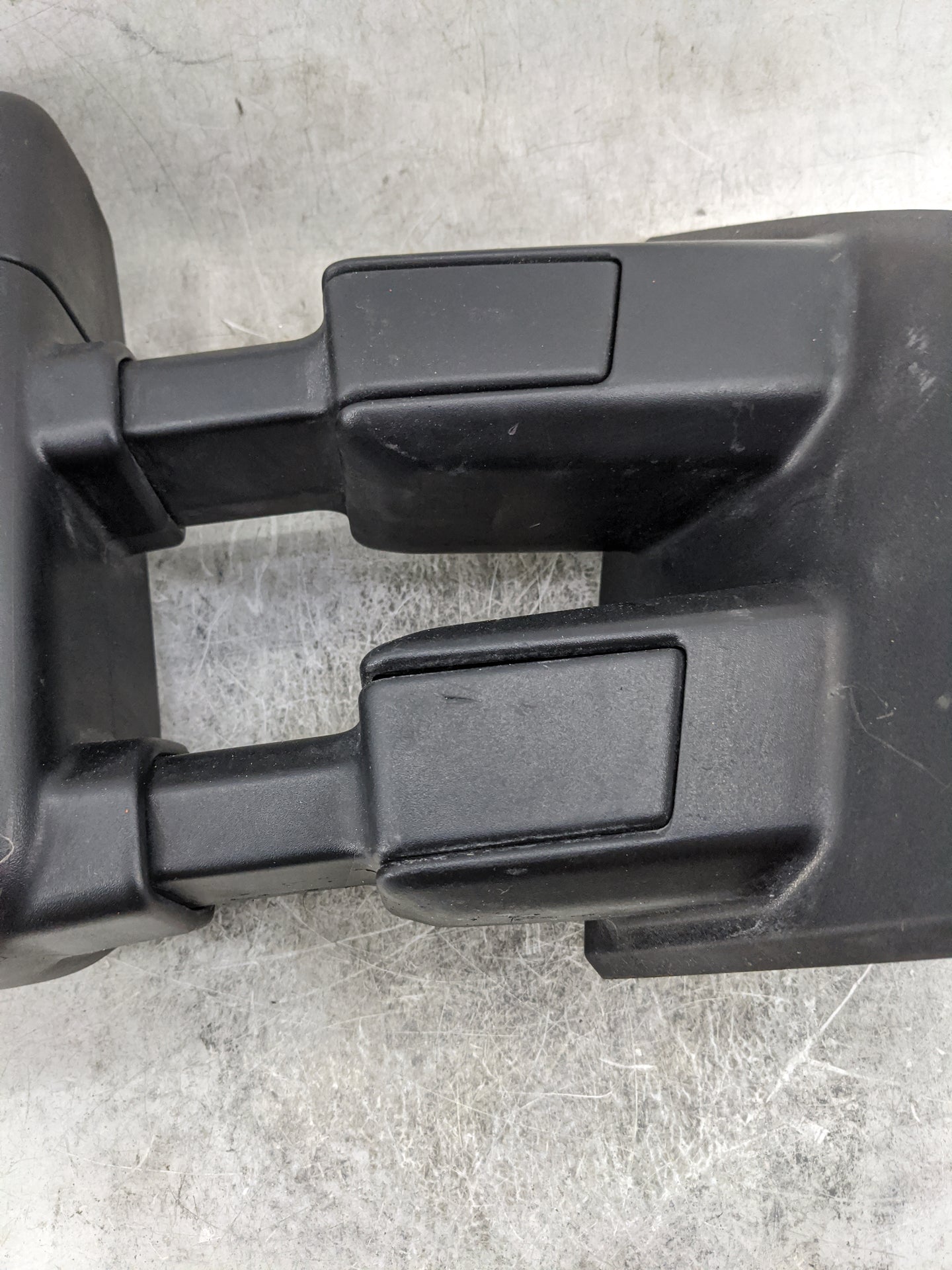 2018 Ford F250sd Driver Side View Mirror - Left Door Mirror OEM Used - Oemusedautoparts1.com