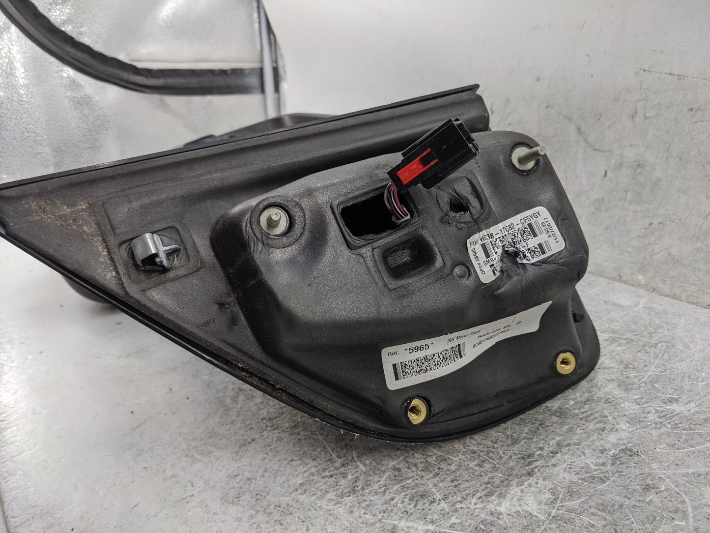 2018 Ford F250sd Driver Side View Mirror - Left Door Mirror OEM Used - Oemusedautoparts1.com