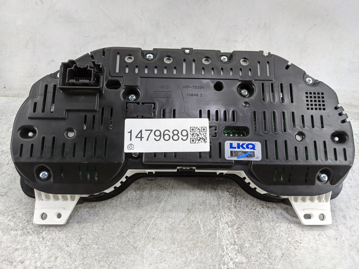 2018 Ford F250sd Instrument Cluster Speedometer Gauges P/N:JC3T-10849-AC TN257540-7451 Miles: Fits Fits 2019 2020 OEM Used A