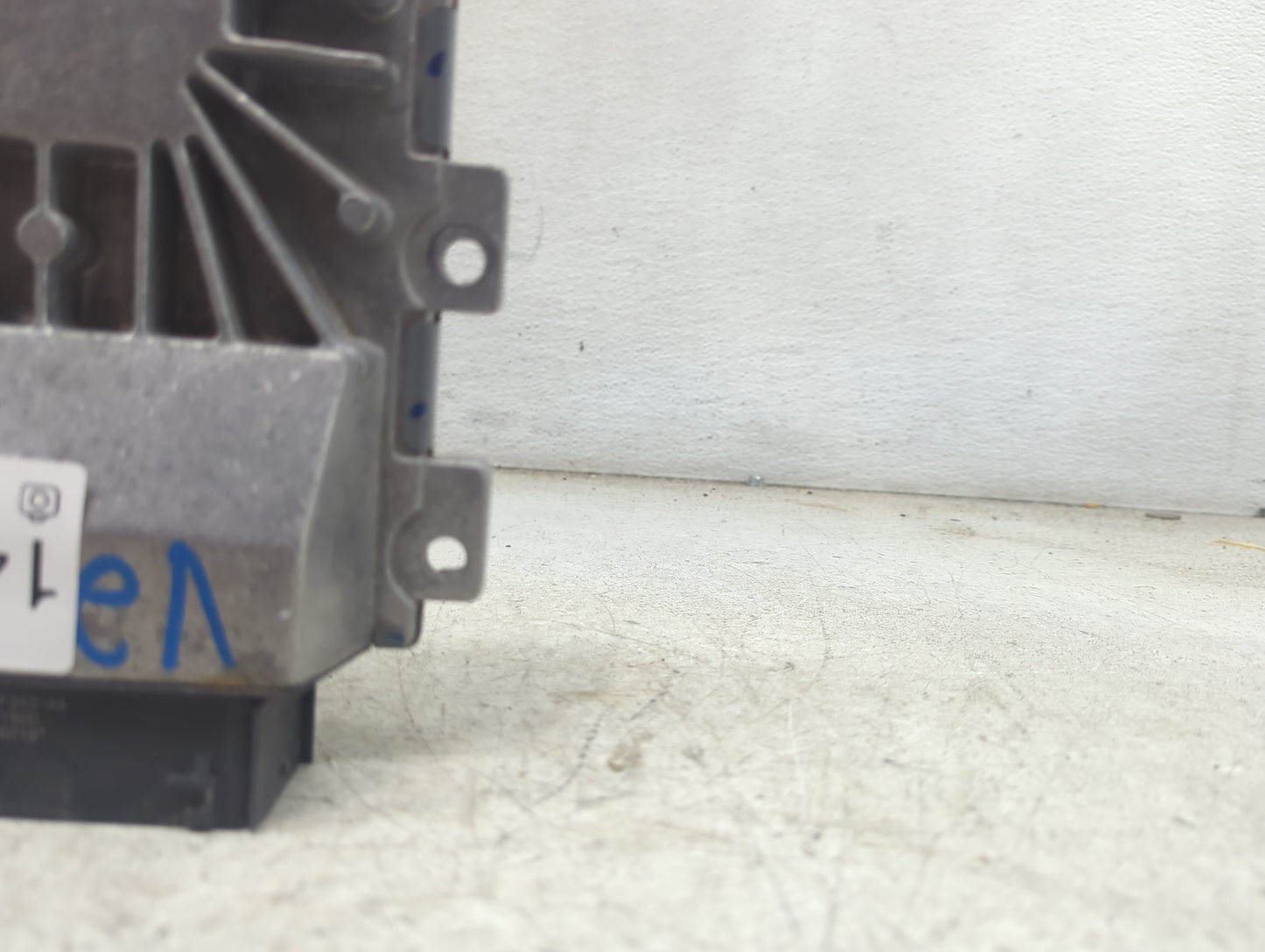 2018 Ford F250sd PCM Engine Control Computer ECU ECM PCU OEM P/N:HC3A-12A650-DA FR3A-12B684-CLB Fits Fits 2015 2016 2017 201