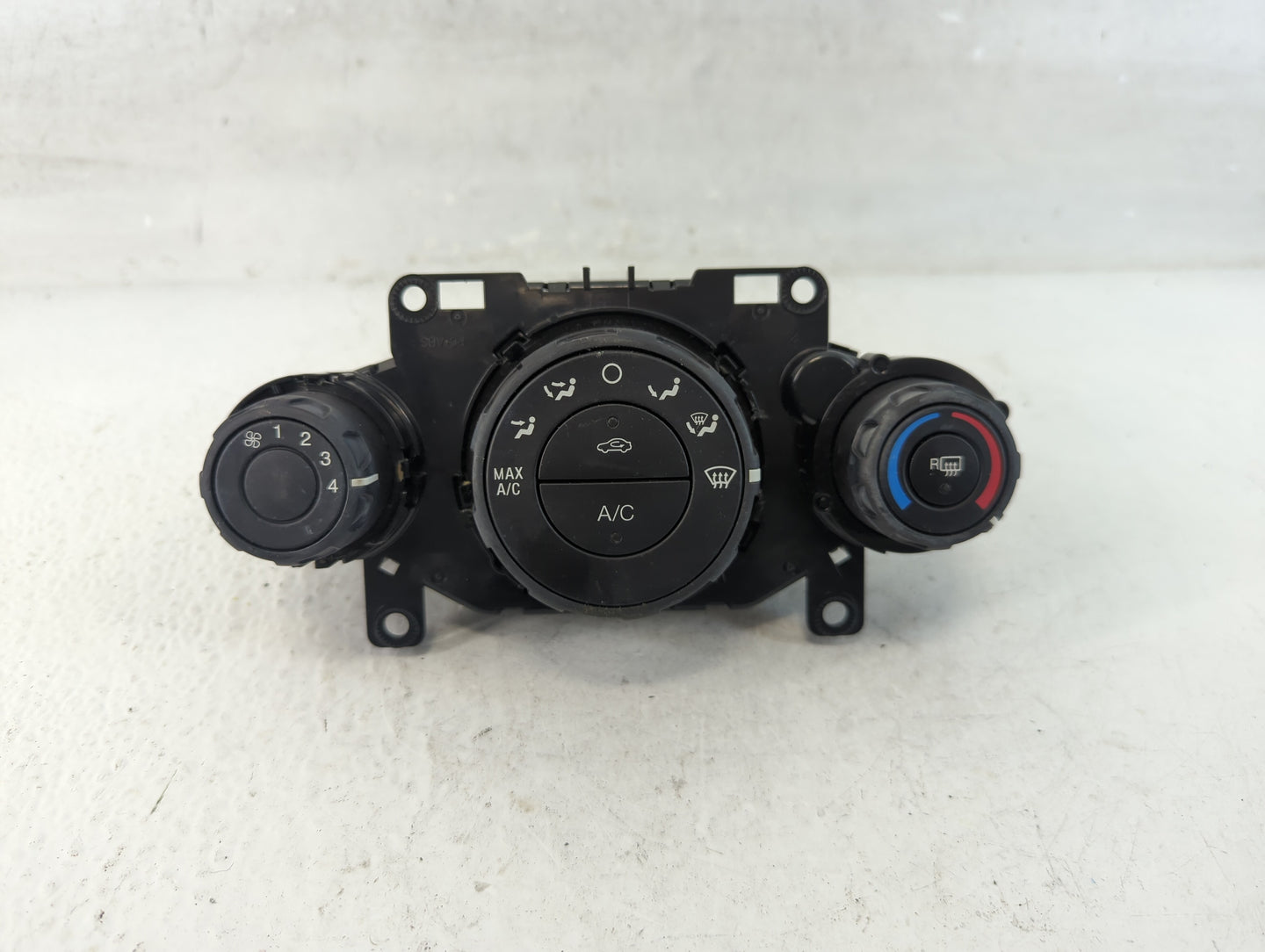 2014-2019 Ford Fiesta Climate Control Module Temperature AC/Heater Replacement P/N:D2BT 19980 AF Fits OEM Used Auto Parts - 