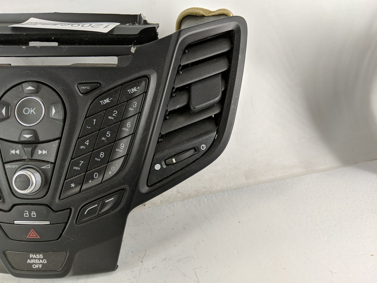 2015-2019 Ford Fiesta Radio Control Panel 1209658 - Oemusedautoparts1.com