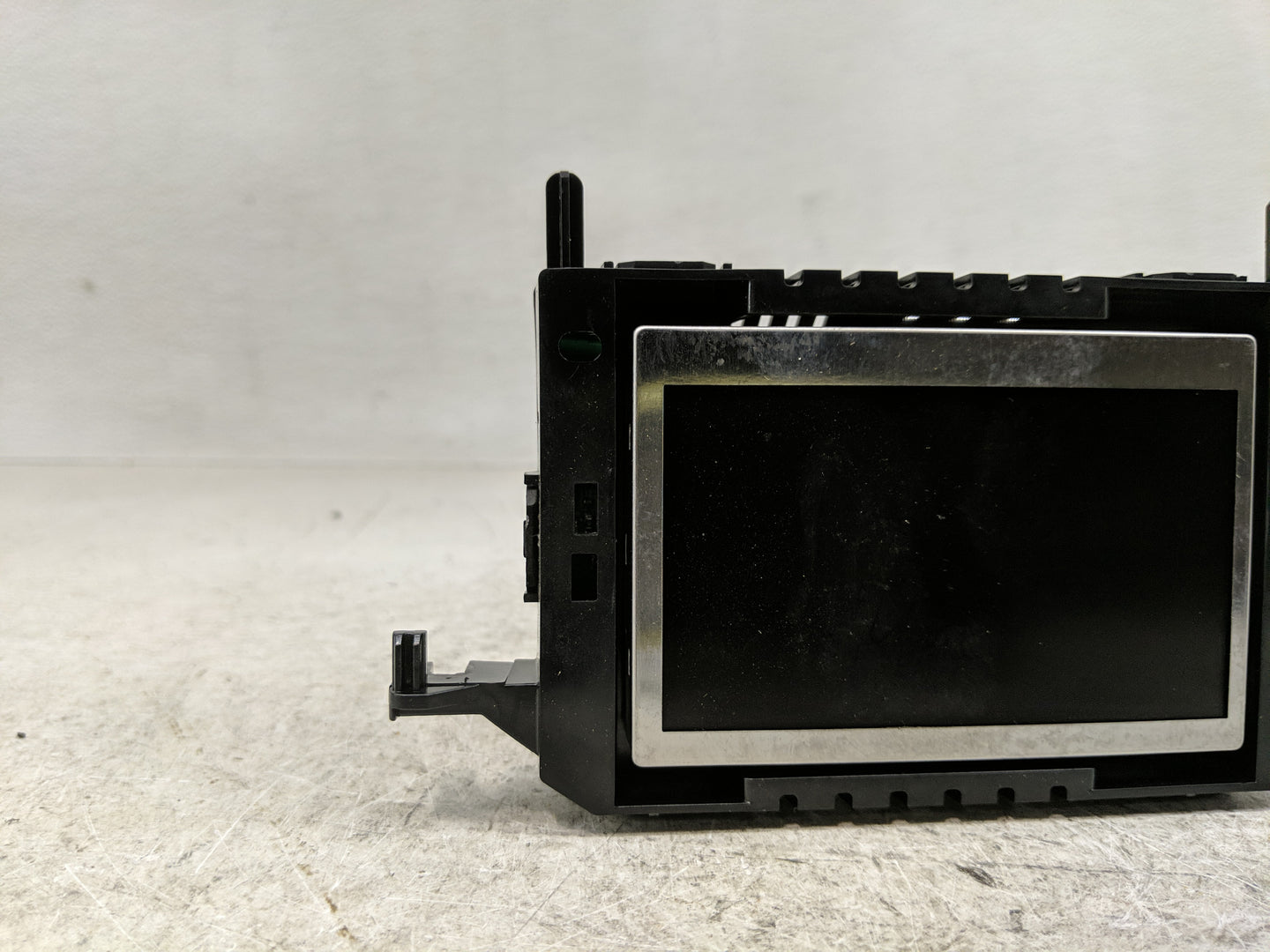 2018-2019 Ford Fiesta Information Display Screen - Oemusedautoparts1.com