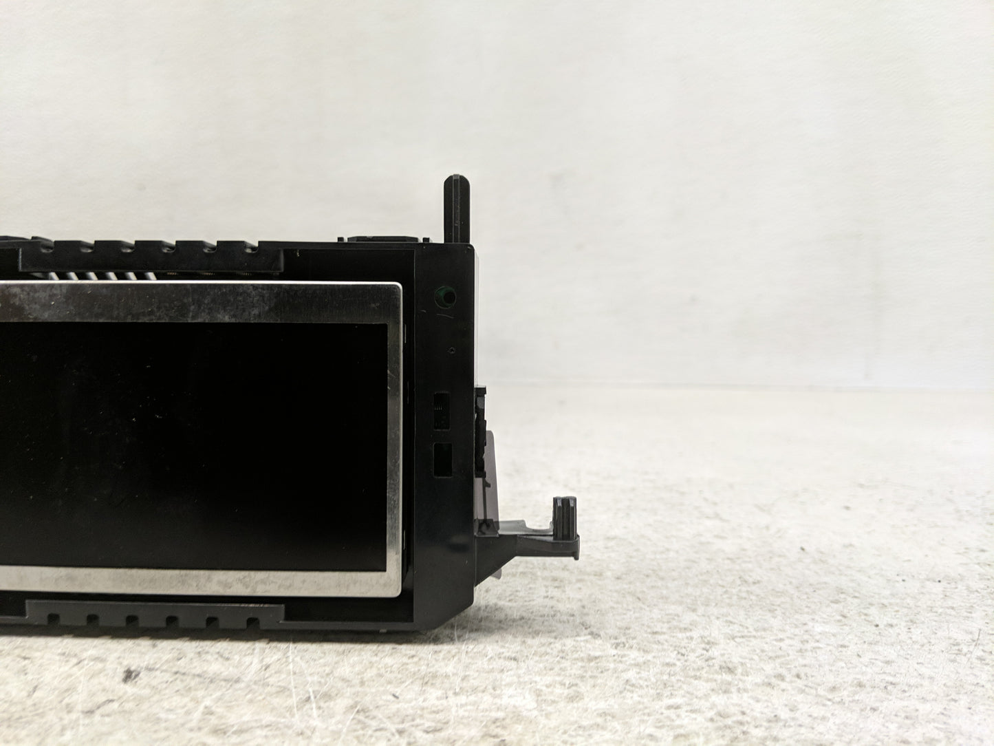 2018-2019 Ford Fiesta Information Display Screen - Oemusedautoparts1.com