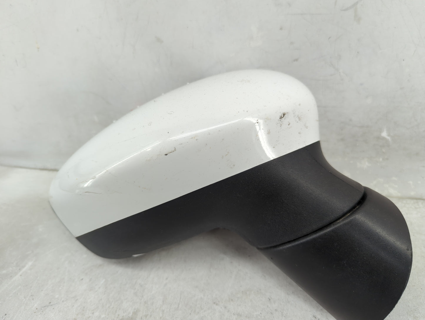 2011-2019 Ford Fiesta Passenger Side View Mirror - Right Door Mirror OEM Used - Oemusedautoparts1.com