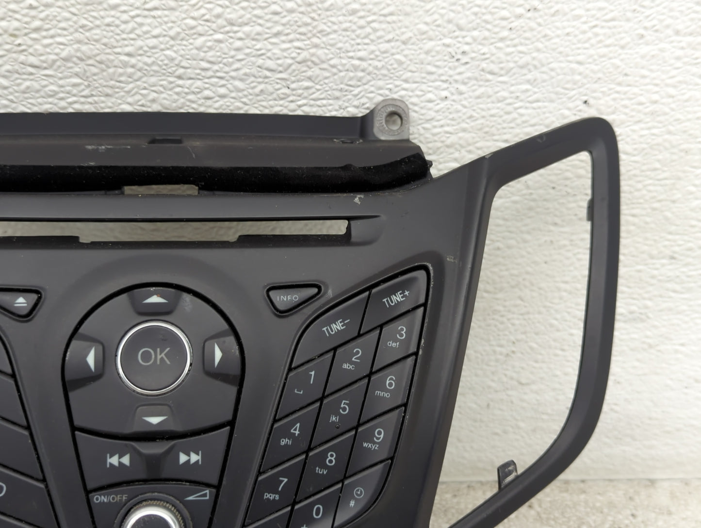 2015-2019 Ford Fiesta Radio AM FM Cd Player Receiver Replacement P/N:D2BT18K811PA Fits Fits 2015 2016 2017 2018 2019 OEM Use