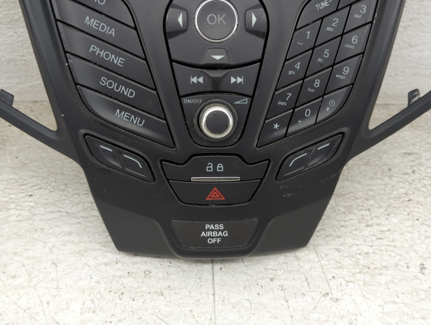 2015-2019 Ford Fiesta Radio AM FM Cd Player Receiver Replacement P/N:D2BT18K811PA Fits Fits 2015 2016 2017 2018 2019 OEM Use